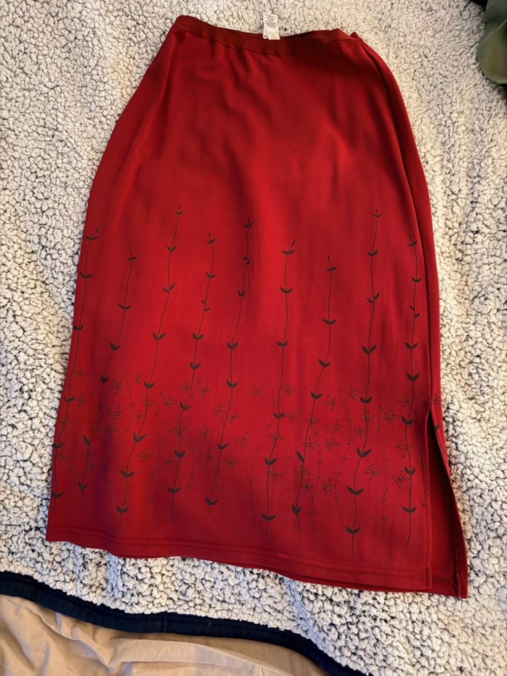GAP Deep Red Midi Skirt S with Black Floral Vine Print